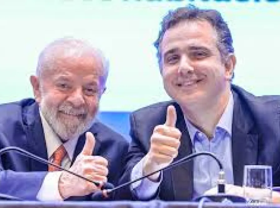 Pacheco chama Lula de 'maior democrata' da história do Brasil em aceno à disputa por Minas