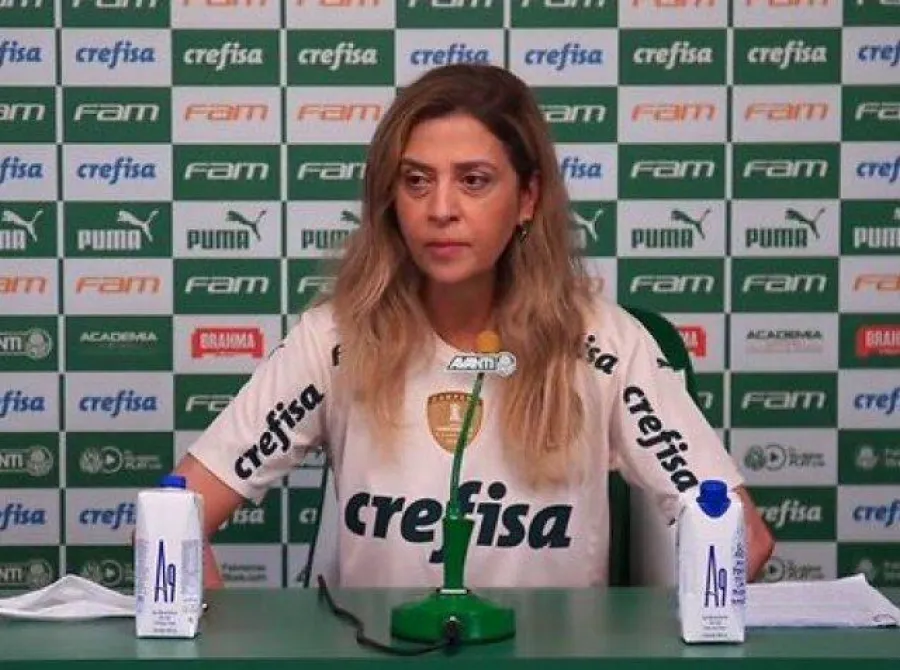 Leila ironiza Bap por shows no Maracanã: 'Oriento ele a colocar gramado sintético'