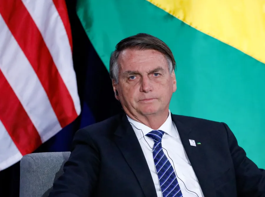 Bolsonaro e outros cinco condenados irão passar por audiência de custódia nesta 4ª