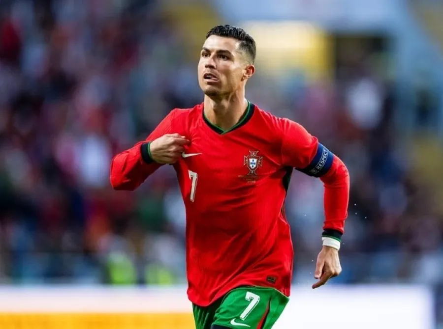 'Cristiano Ronaldo não volta à seleção enquanto Jesus for técnico', diz TV de Portugal