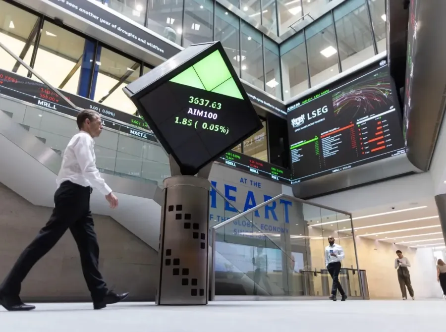 Bolsas europeias sobem e Londres tem ganho inibido por queda de mineradoras