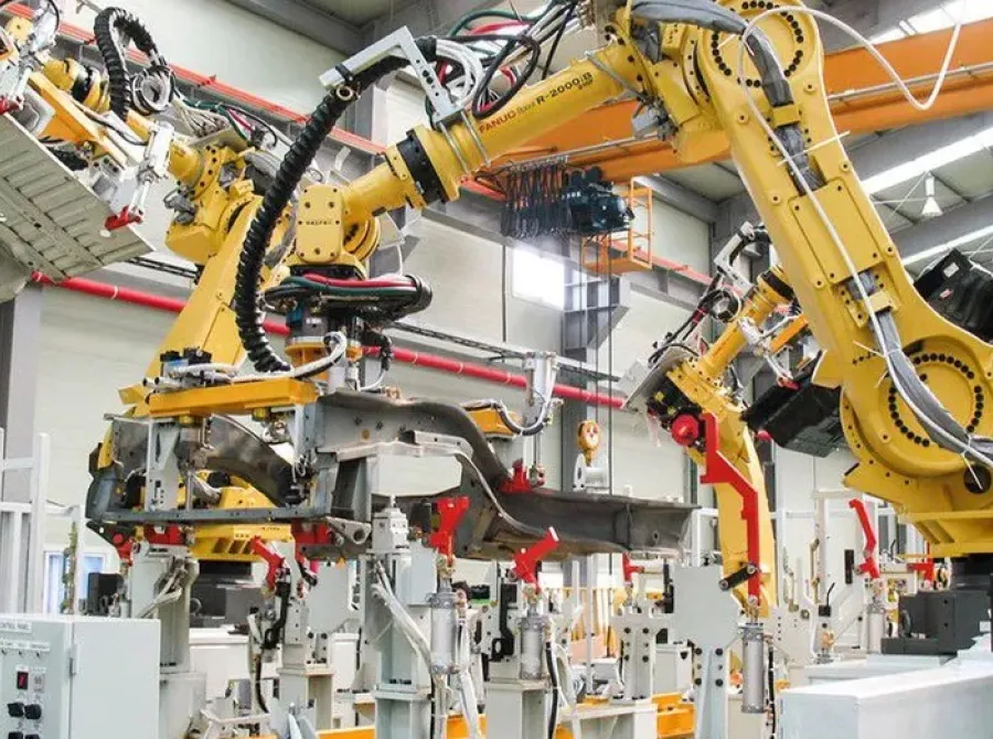 Produção industrial recua em 12 dos 15 locais pesquisados pelo IBGE em dezembro ante novembro