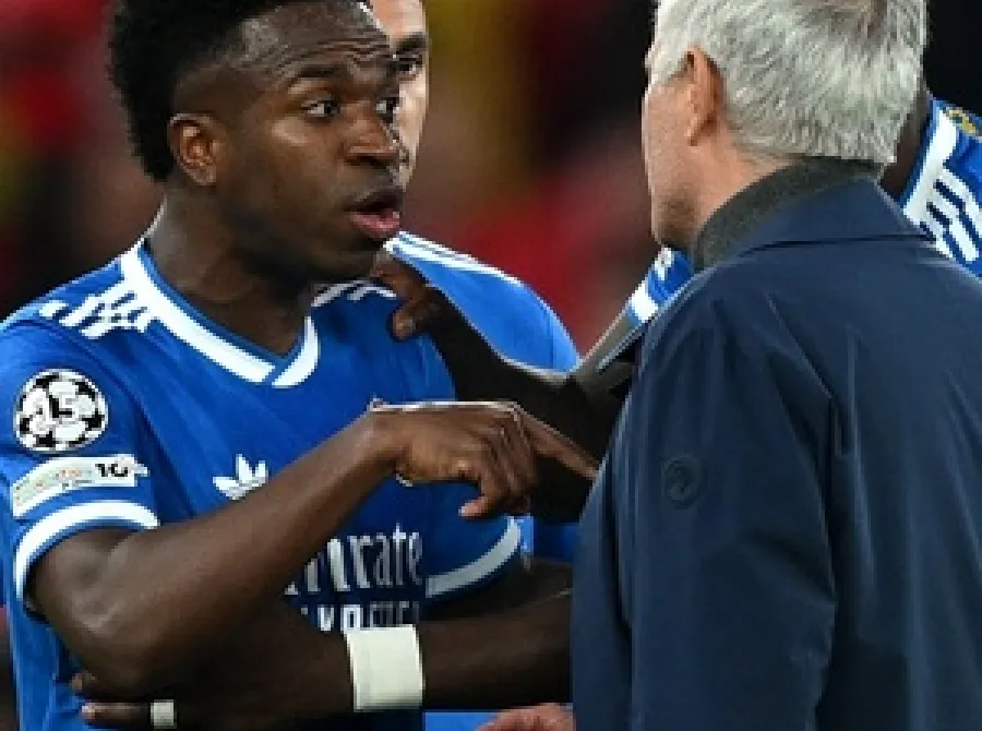 Vini Júnior critica arbitragem em Lisboa: 'Protocolo mal executado e que de nada serviu'