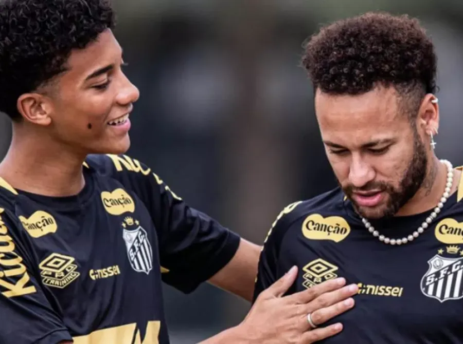 Neymar pede desculpas para Robinho Jr. e ameniza a briga: 'Futebol é assim'