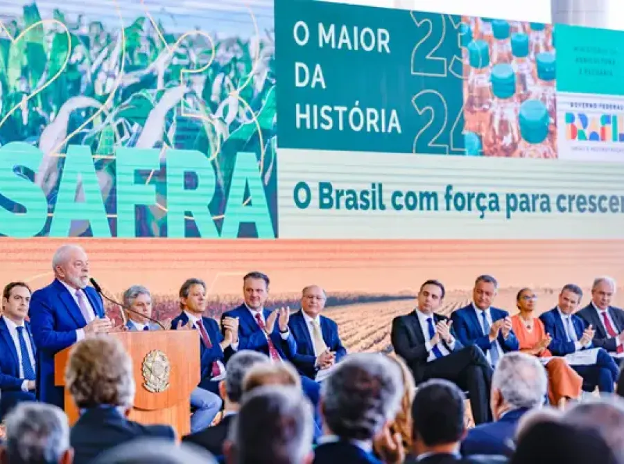 Frente Parlamentar da Agropecuária não comparece ao lançamento de Plano Safra empresarial