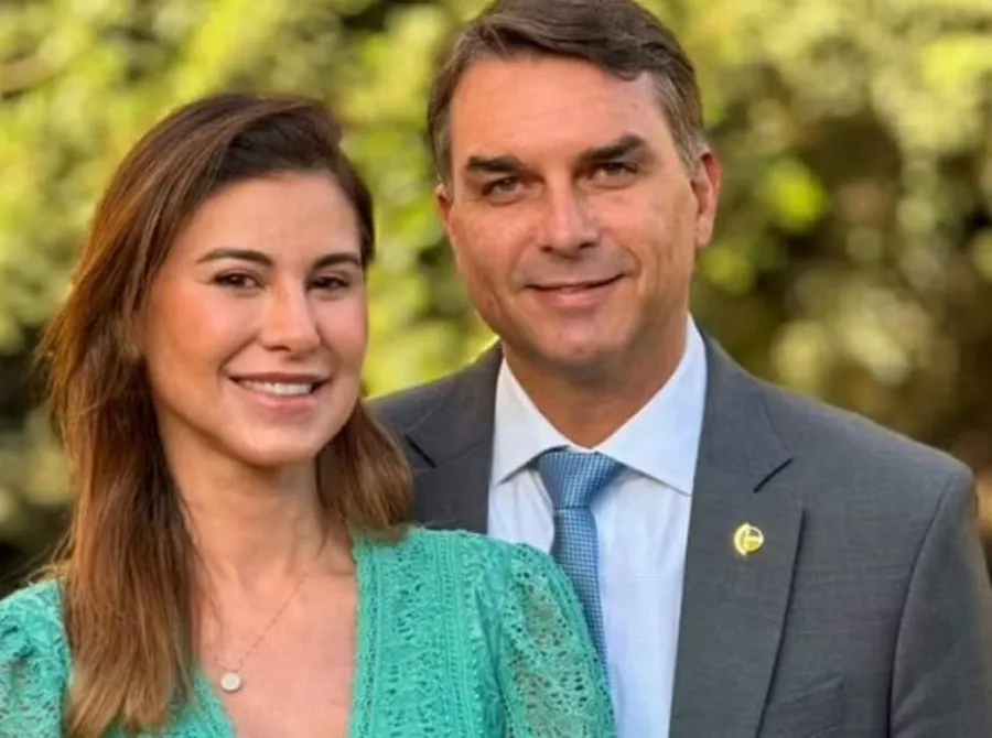 Esposa de Flávio Bolsonaro entrará na campanha