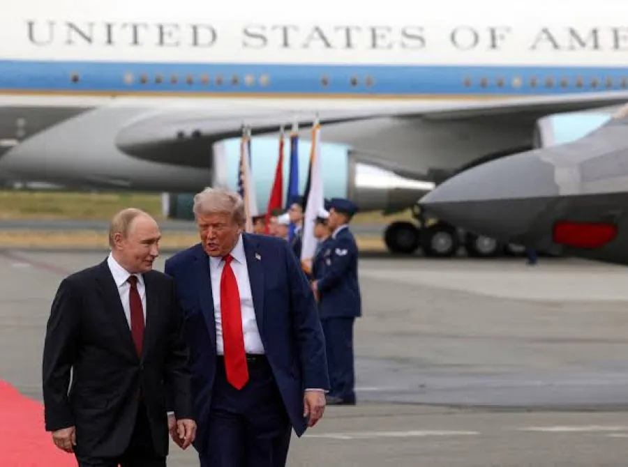 Kremlin diz que Putin e Trump concordaram em manter contatos 'em um futuro próximo'