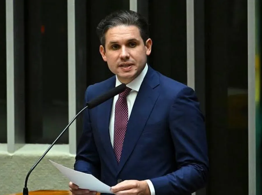 Estado de Hugo Motta recebeu sem transparência 43% das 'emendas de liderança' de seu partido