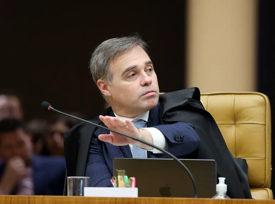 André Mendonça será relator de queixa-crime de Caiado contra Boulos no STF