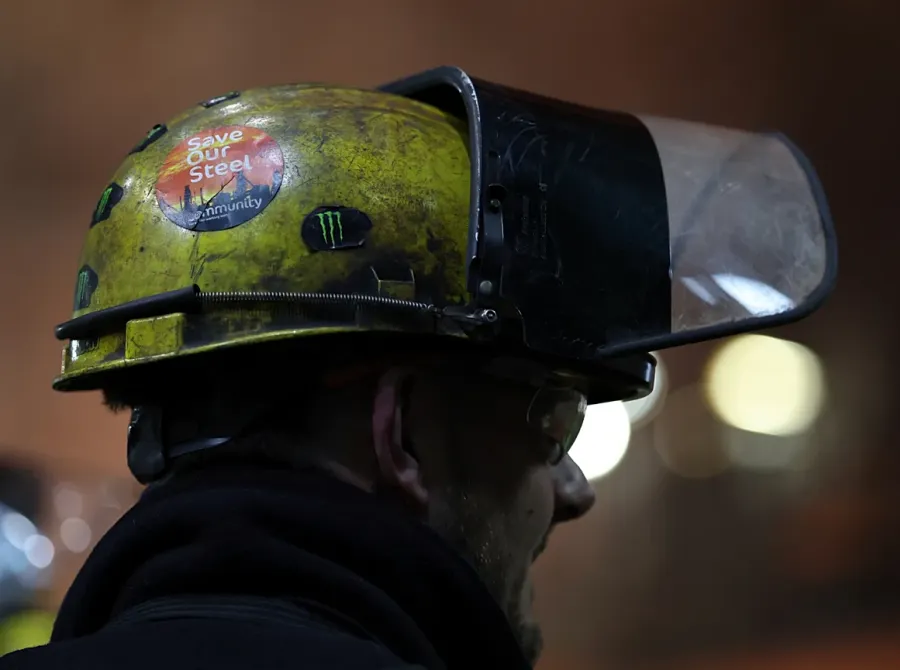 China critica decisão do governo do Reino Unido de assumir a British Steel