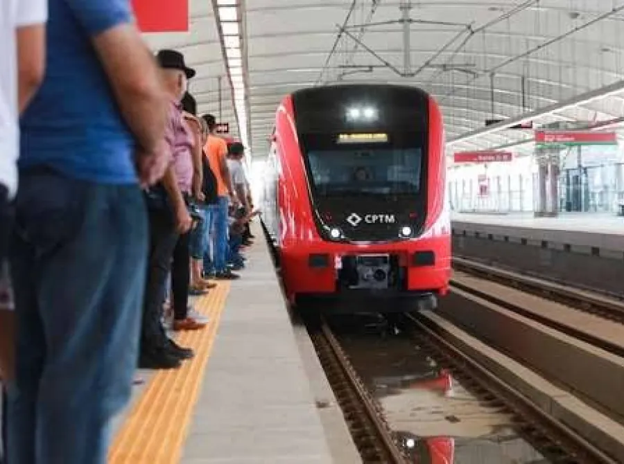 Linhas 11-Coral, 12-Safira e 13-Jade operam normalmente após dia de caos e retomada pela CPTM