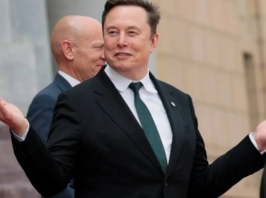 Elon Musk se torna o primeiro trilionário da história após disparada da SpaceX