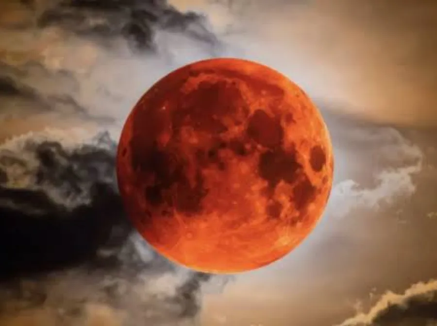Por que a Lua pode ficar vermelha durante um eclipse? Entenda o fenômeno