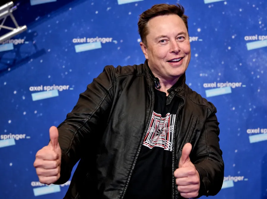 O que Elon Musk lê? Conheça alguns dos livros associados à trajetória do bilionário