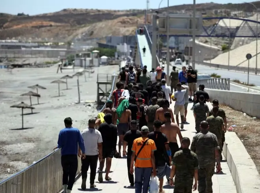 Documentos revelam alerta prévio da inteligência espanhola sobre entrada em massa de migrantes em Ceuta