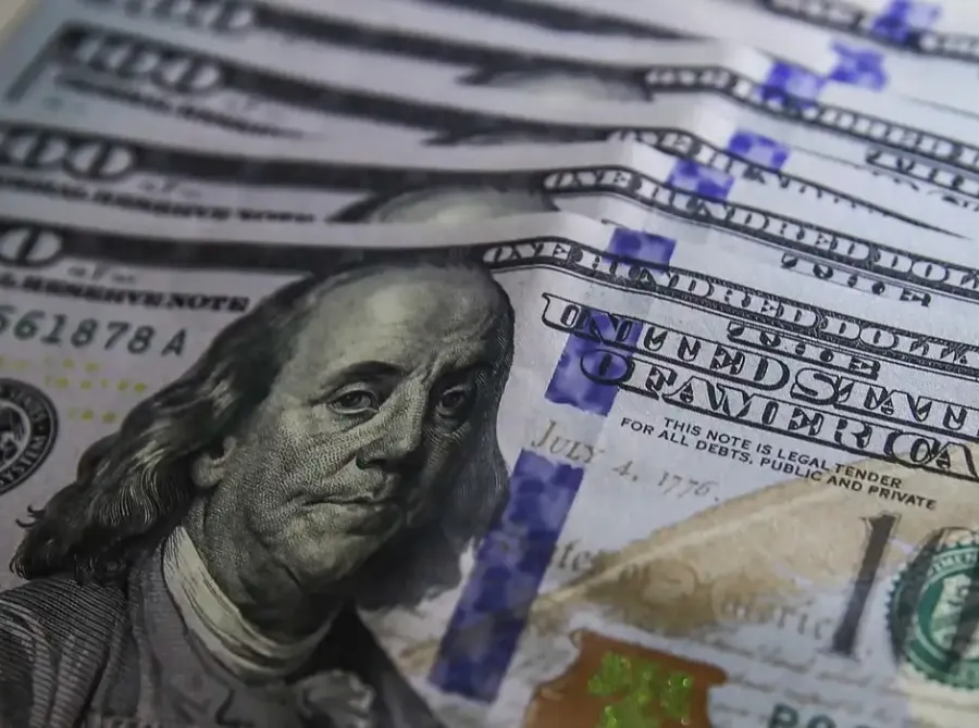 Dólar vai a R$ 5,22, maior nível desde março, com aversão ao risco no exterior