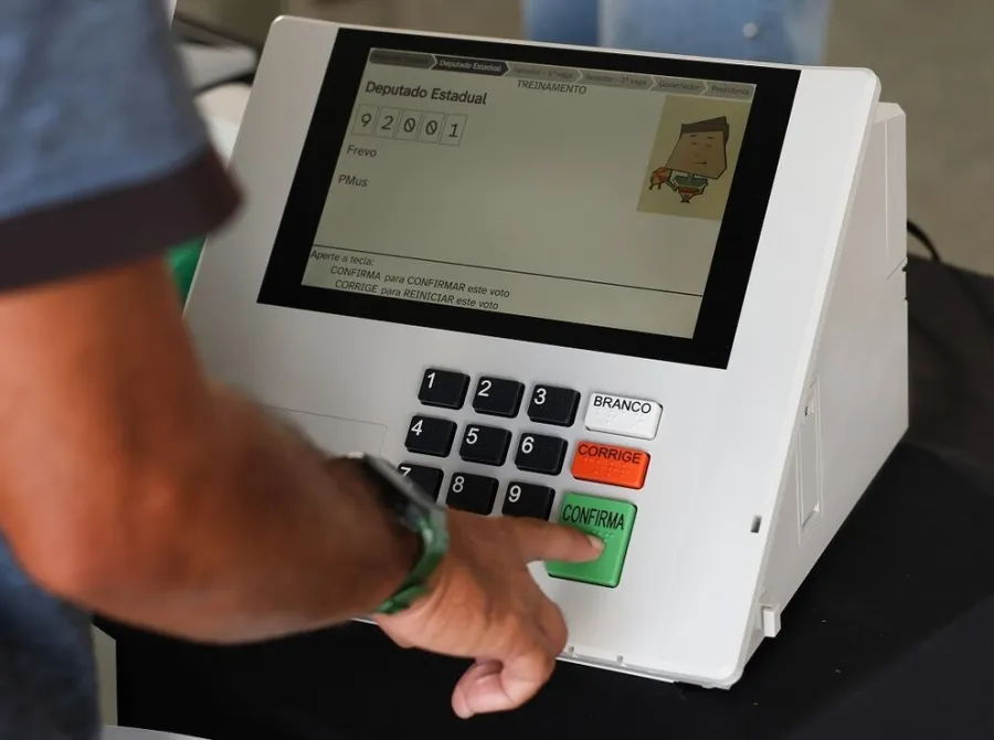 Veja como fazer a colinha de votação para as Eleições 2026