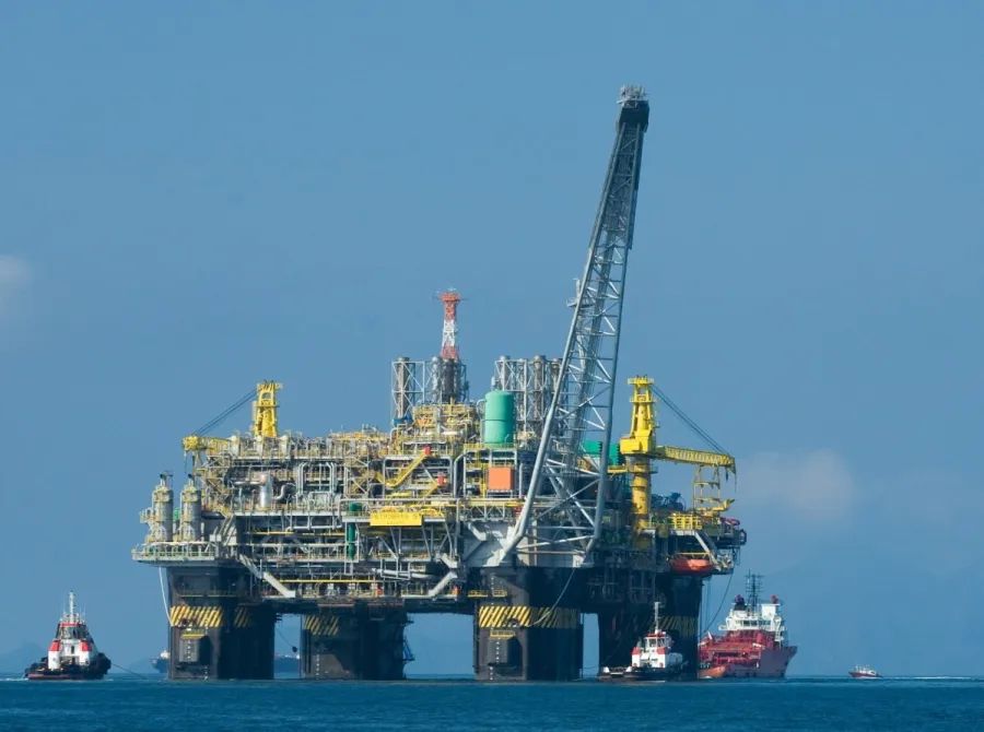 Petrobras bate recorde e produz 2,83 milhões de barris de petróleo por dia no Brasil no 3º trimestre