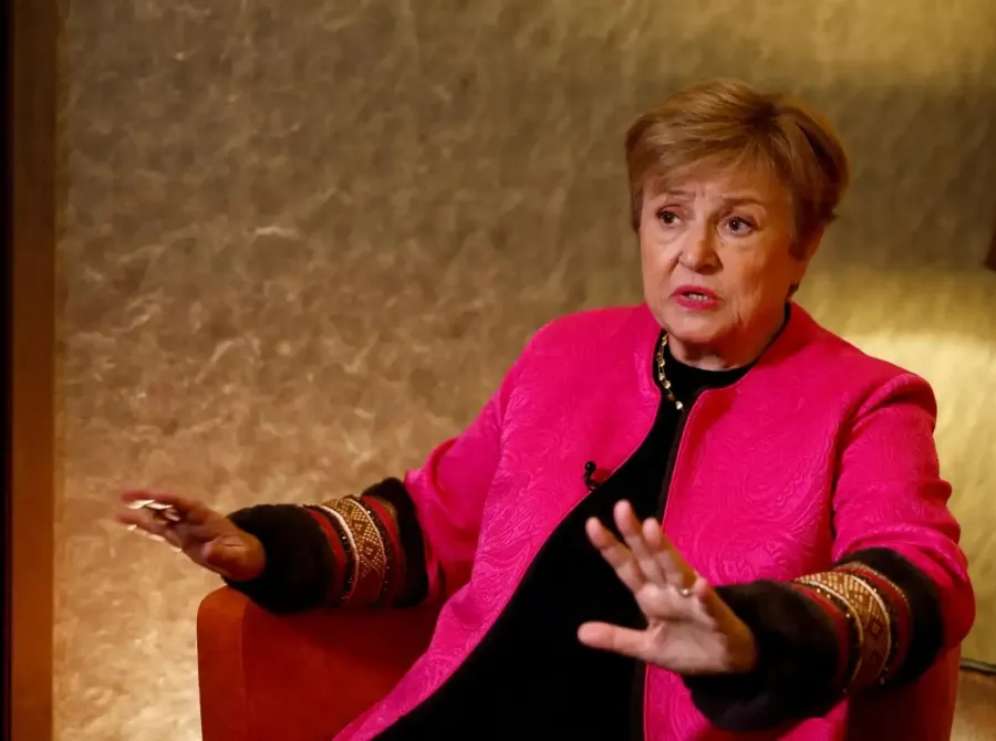 FMI: Georgieva diz que mundo vive cabo de guerra entre choque de energia e boom de IA