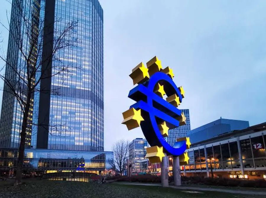 PIB da zona do euro cresce 0,4% no 3º trimestre, mais do que o esperado