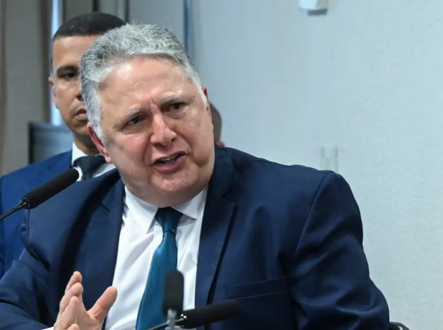 Por 5 a 2, TSE anula votos de Garotinho no RJ; decisão beneficia Douglas Ruas