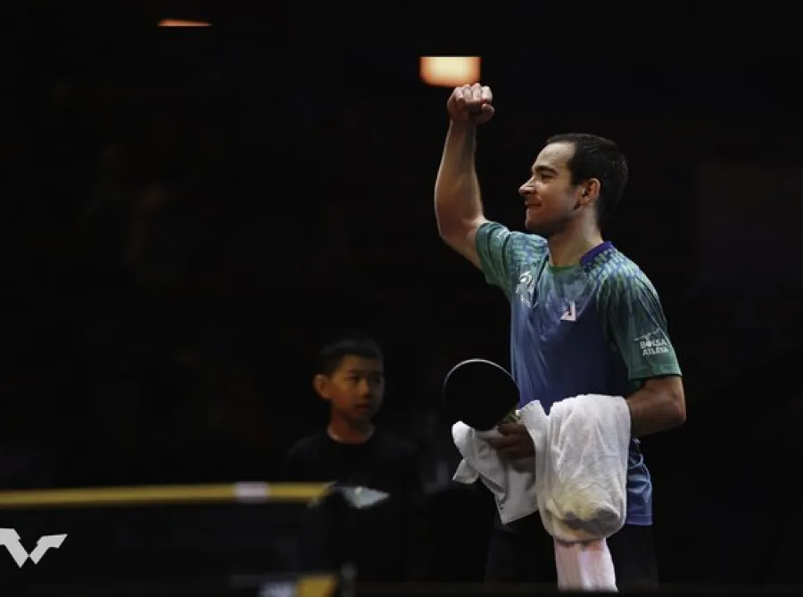 Hugo Calderano bate alemão e encara algoz de melhor do mundo nas quartas do WTT de Montpellier