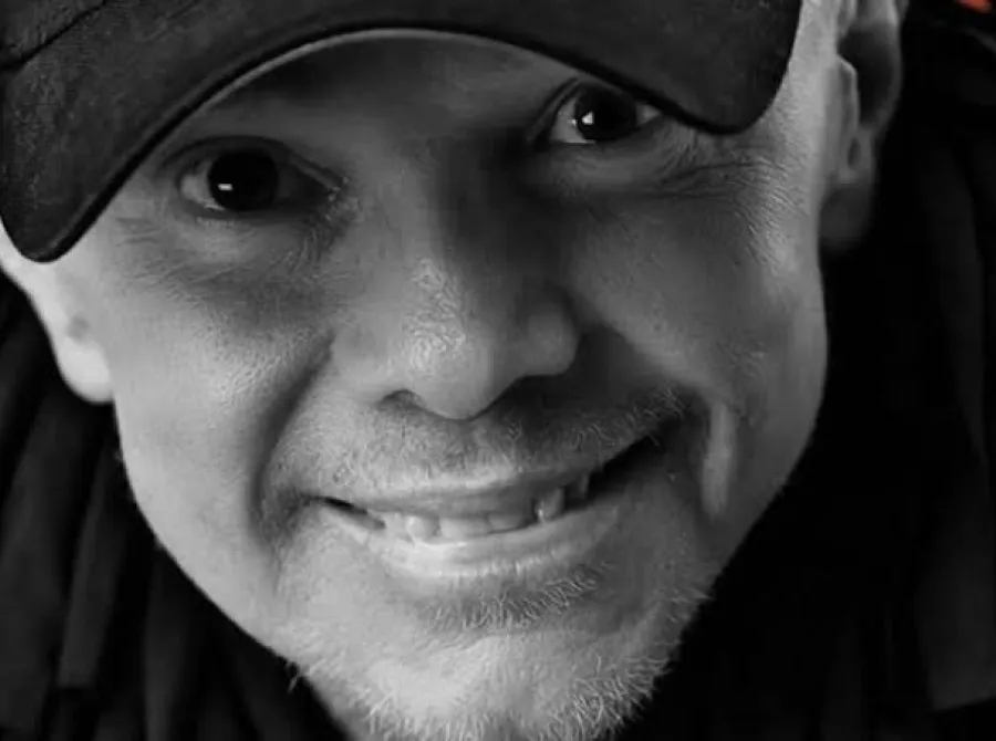 Morre Netinho, a voz de uma geração do axé, aos 60 anos