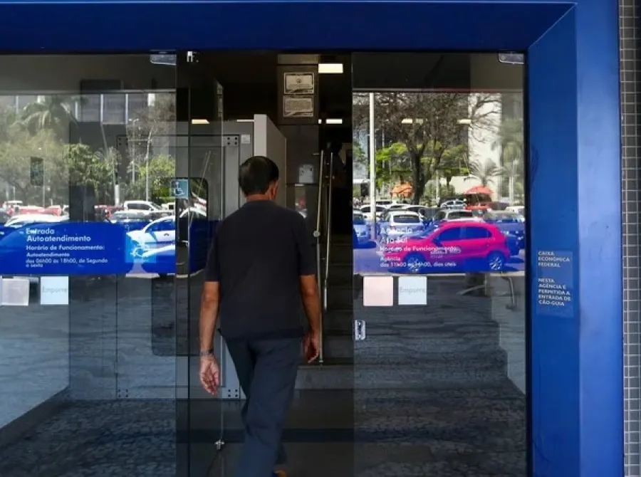 Conselho do FGTS adia redução do teto de antecipação do saque-aniversário para março de 2027