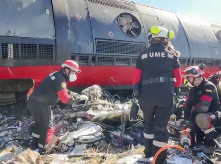 Acidente com trens de alta velocidade na Espanha chega a 69 mortos